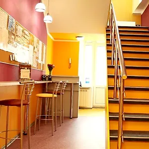 Zigzag Hostal