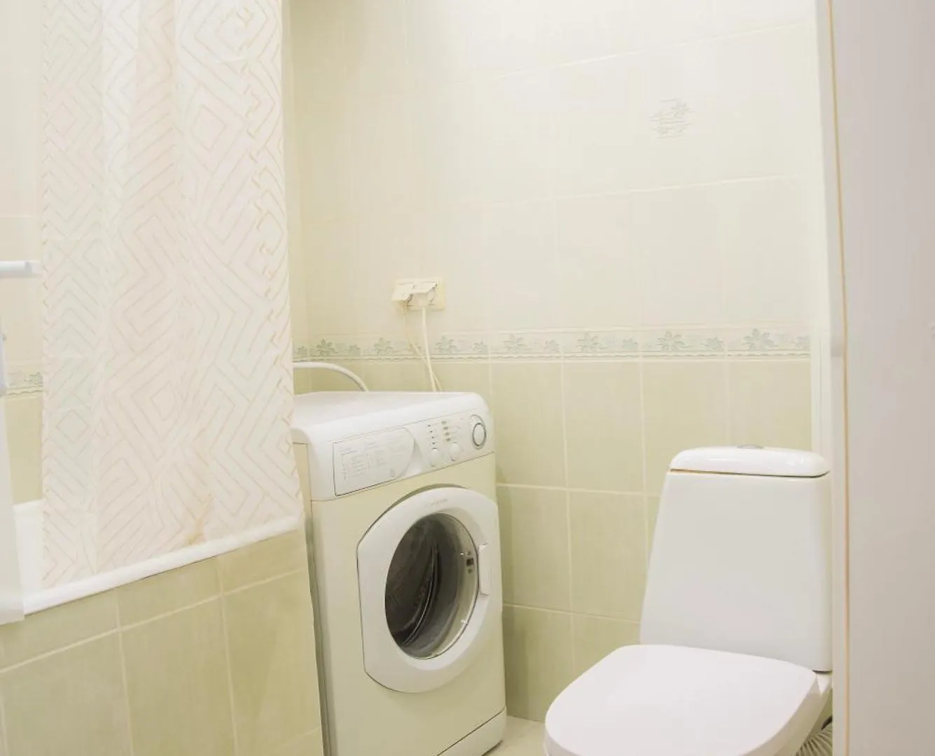 Kyiv Apartment On Derevlyanskaya Street Close To The Downtown Украина